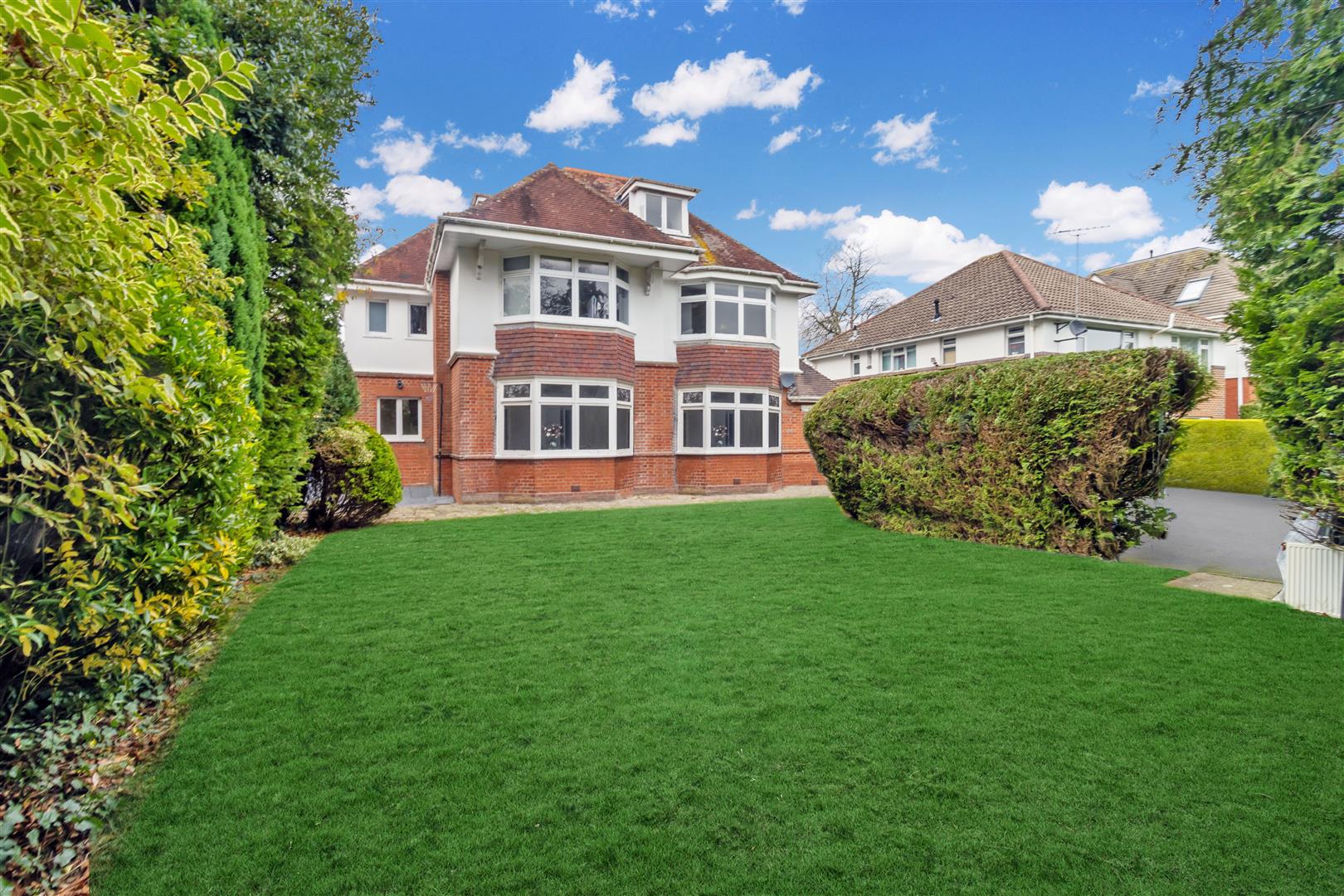 Property information Luxury & Prestige